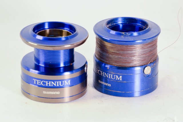 bobines-moulinet-shimano-technium-5000C-1