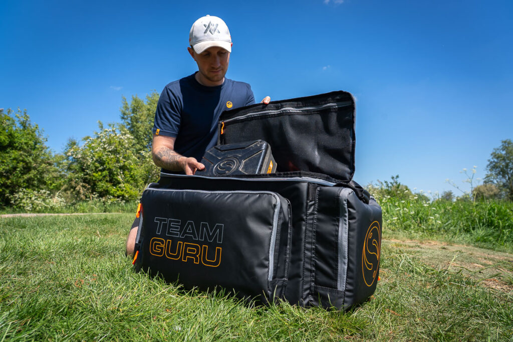 bagage-peche-au-coup-team-guru-09607