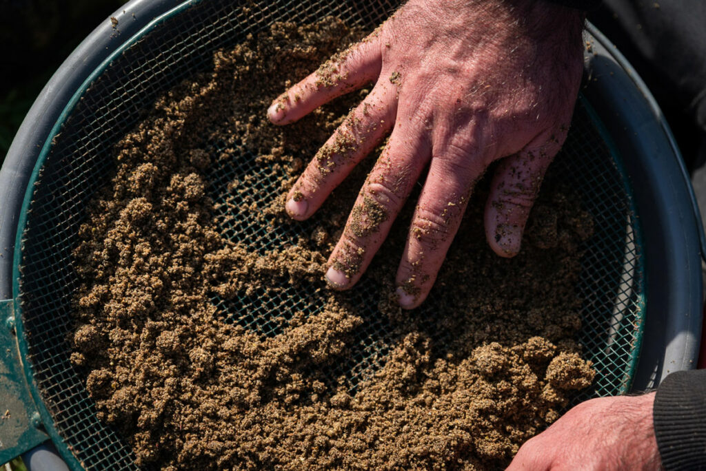 comment-mouiller-amorce-peche-5